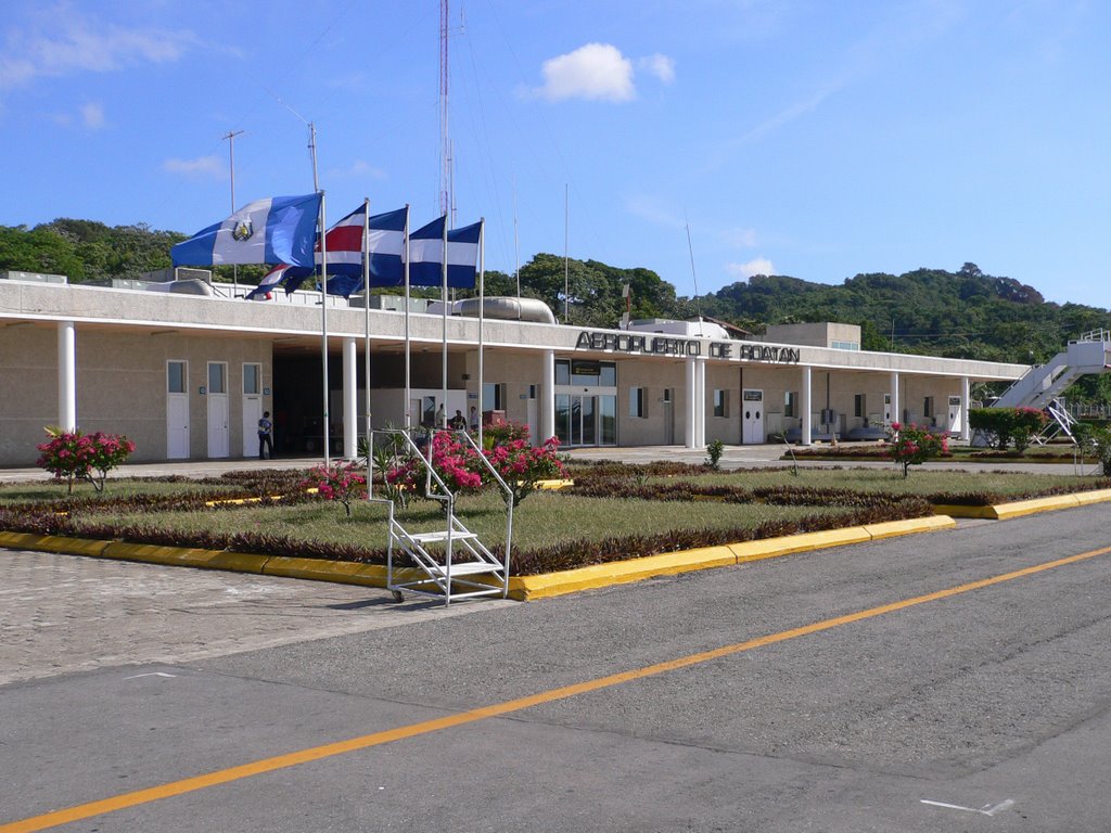 Roatan Airport Juan Munoz Roatan