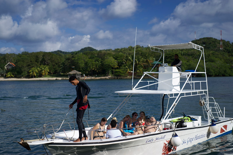 Sea Grape Dive Boat